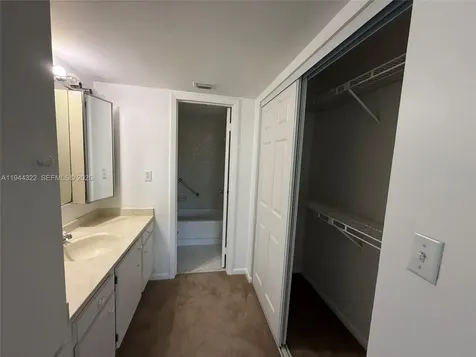 1000 Colony Point Circle Pembroke Pines FL 33026