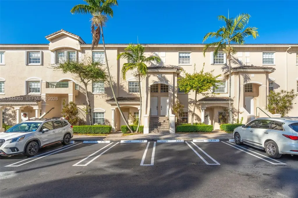 5670 NW 116th Avenue Doral FL 33178