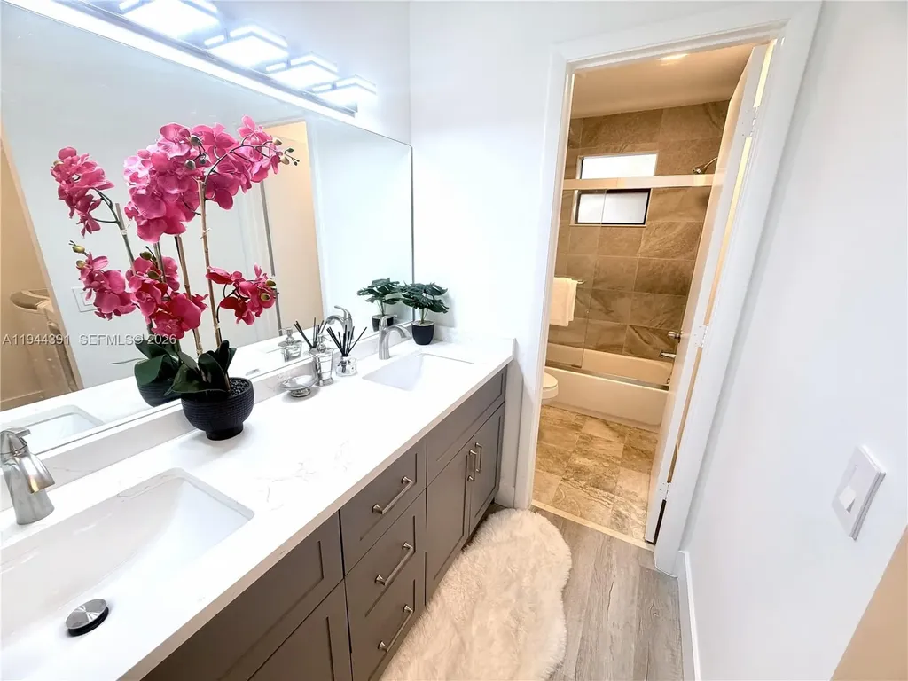 311 City View Drive Fort Lauderdale FL 33311