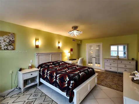 2751 S Ocean Drive Hollywood FL 33019