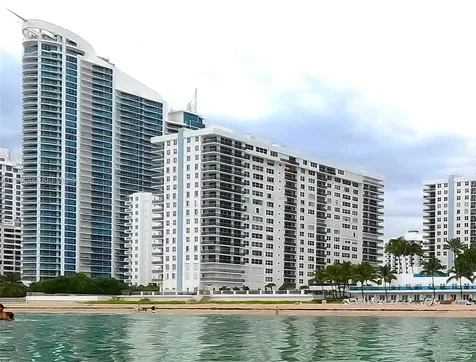 2751 S Ocean Drive Hollywood FL 33019