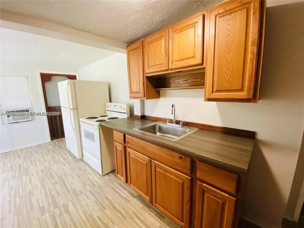 1309 N 24th Avenue Hollywood FL 33020