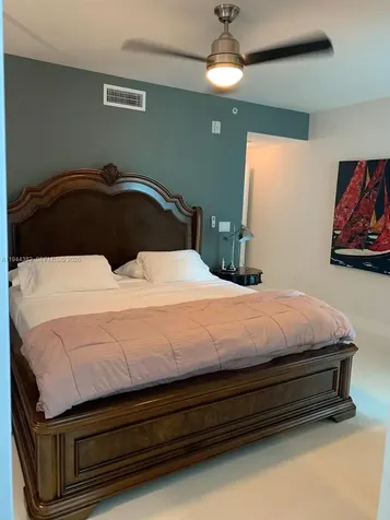 6000 Collins Avenue Unit 136 Miami Beach FL 33140