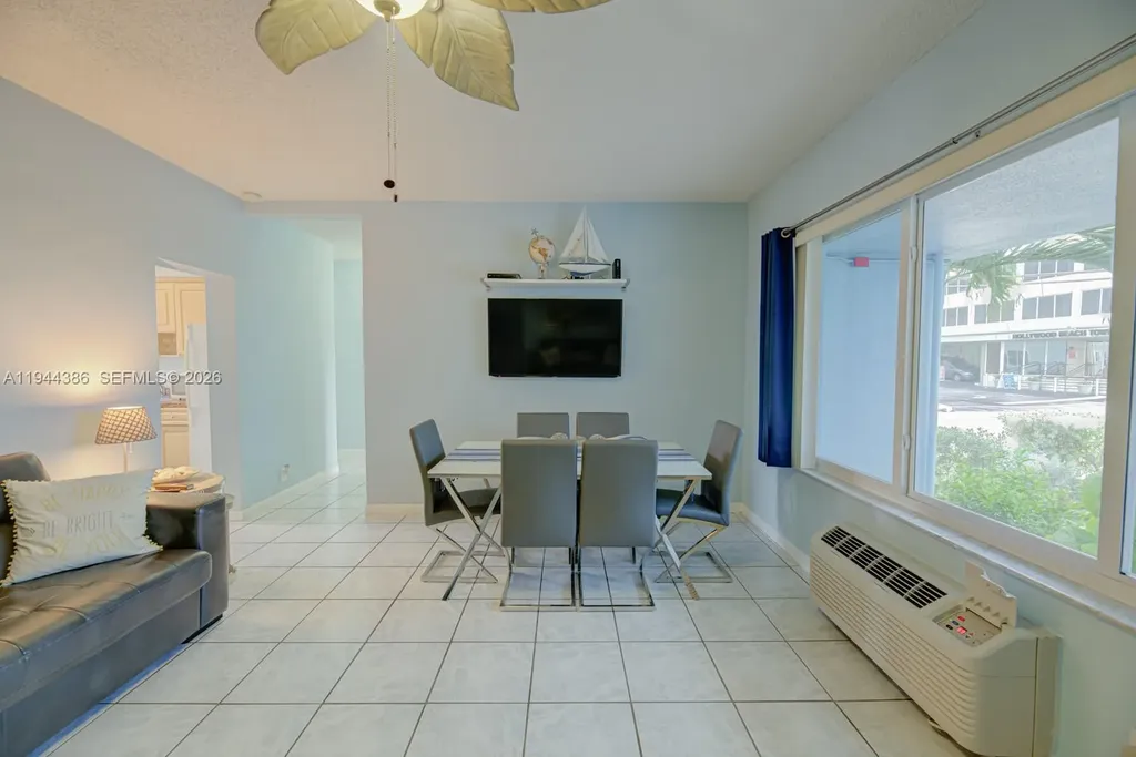 326 Harrison Street Hollywood FL 33019