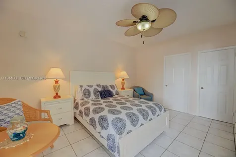 326 Harrison Street Hollywood FL 33019