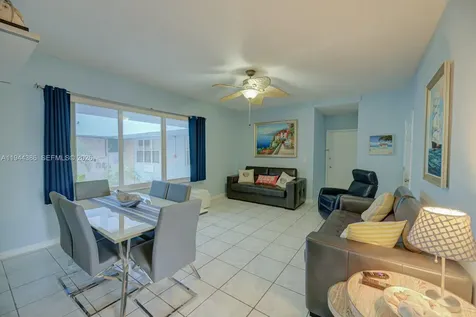 326 Harrison Street Hollywood FL 33019