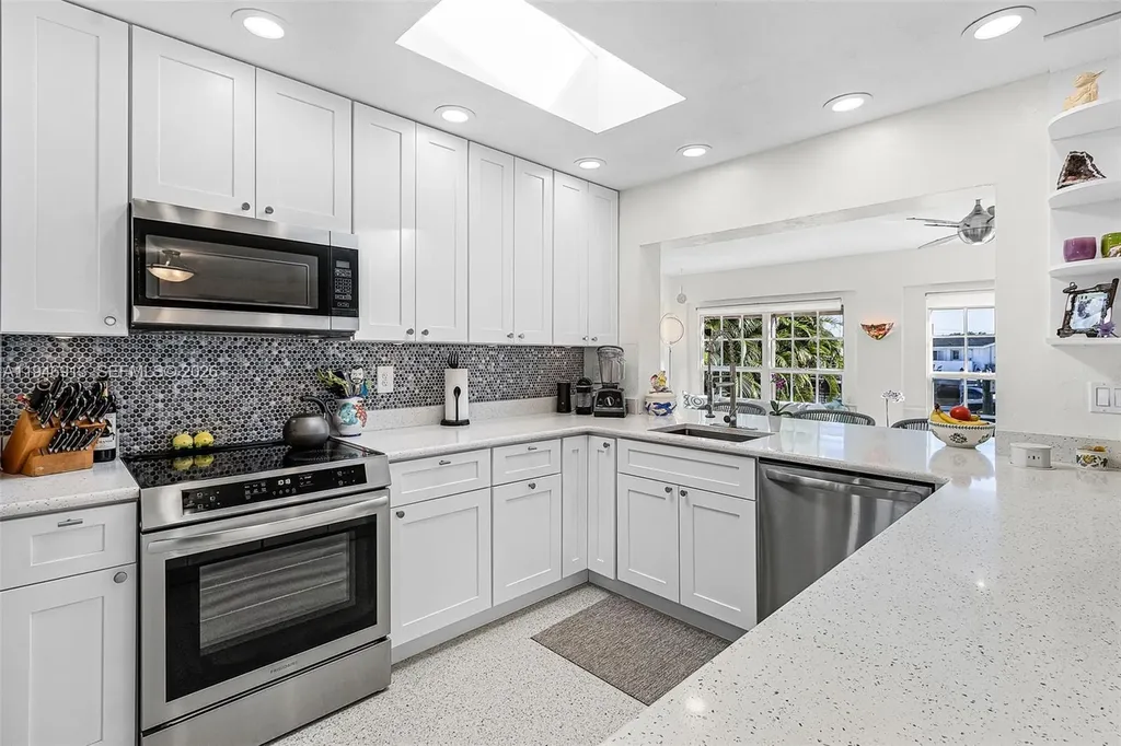 11860 Island Avenue Other City - In The State Of Florida FL 33993