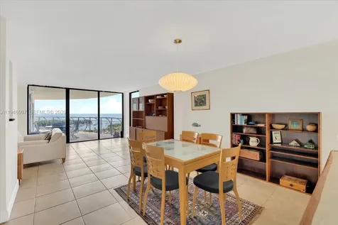 2843 S Bayshore Drive Miami FL 33133