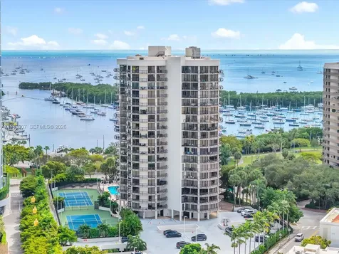 2843 S Bayshore Drive Miami FL 33133