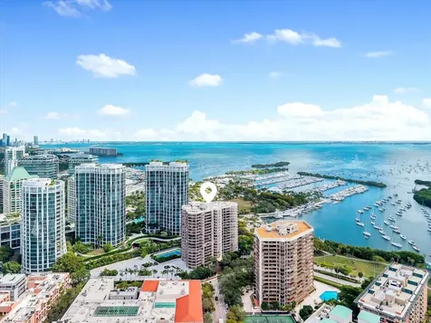 2843 S Bayshore Drive Miami FL 33133