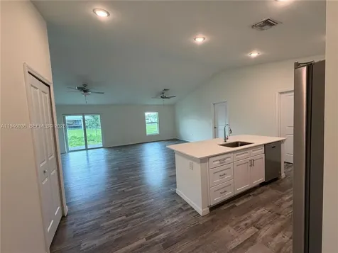 3223 NE 14th Avenue Cape Coral FL 33909