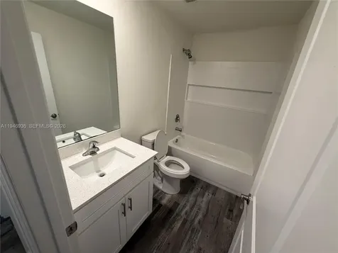 3223 NE 14th Avenue Cape Coral FL 33909