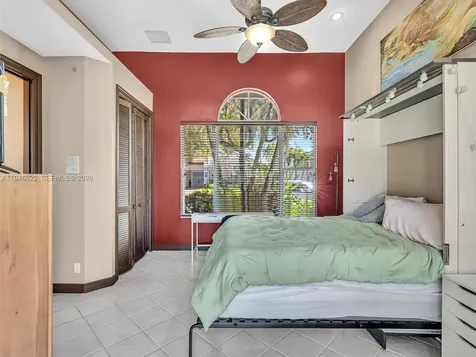 6485 NW 32nd Way Boca Raton FL 33496