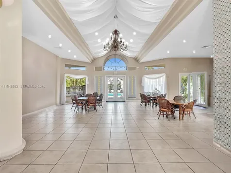 6485 NW 32nd Way Boca Raton FL 33496