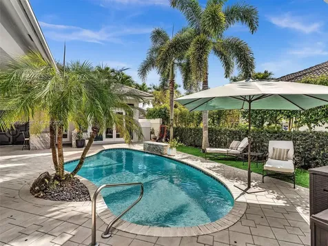 6485 NW 32nd Way Boca Raton FL 33496