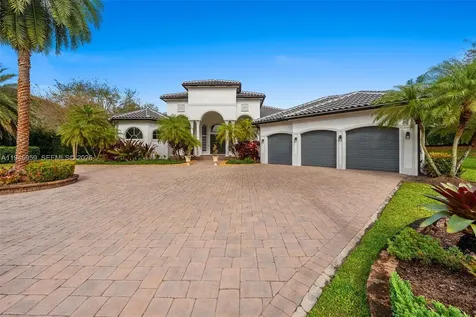 12401 N Stonebrook Circle Davie FL 33330