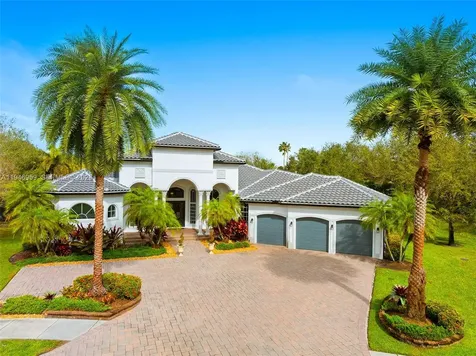 12401 N Stonebrook Circle Davie FL 33330