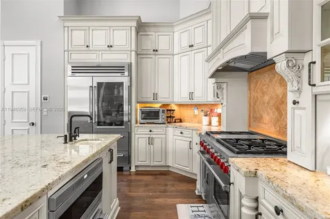 12401 N Stonebrook Circle Davie FL 33330