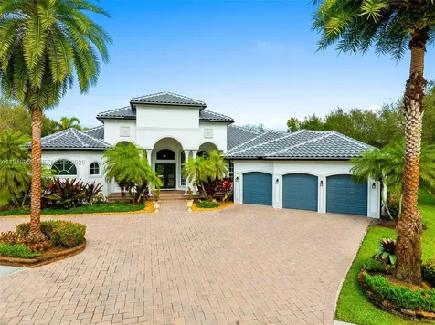 12401 N Stonebrook Circle Davie FL 33330