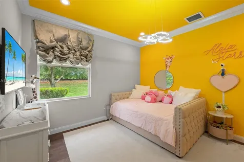12401 N Stonebrook Circle Davie FL 33330