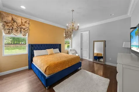 12401 N Stonebrook Circle Davie FL 33330