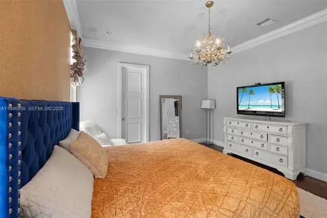 12401 N Stonebrook Circle Davie FL 33330