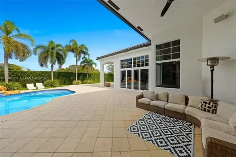 12401 N Stonebrook Circle Davie FL 33330