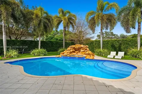 12401 N Stonebrook Circle Davie FL 33330