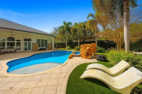 12401 N Stonebrook Circle Davie FL 33330
