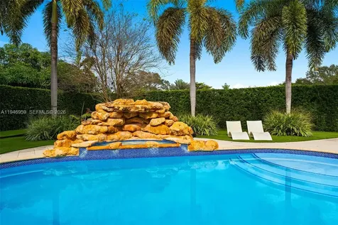 12401 N Stonebrook Circle Davie FL 33330