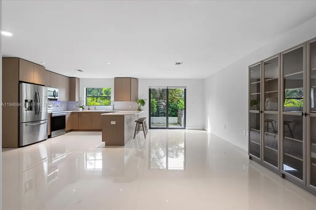 806 SW 29th Street Fort Lauderdale FL 33315