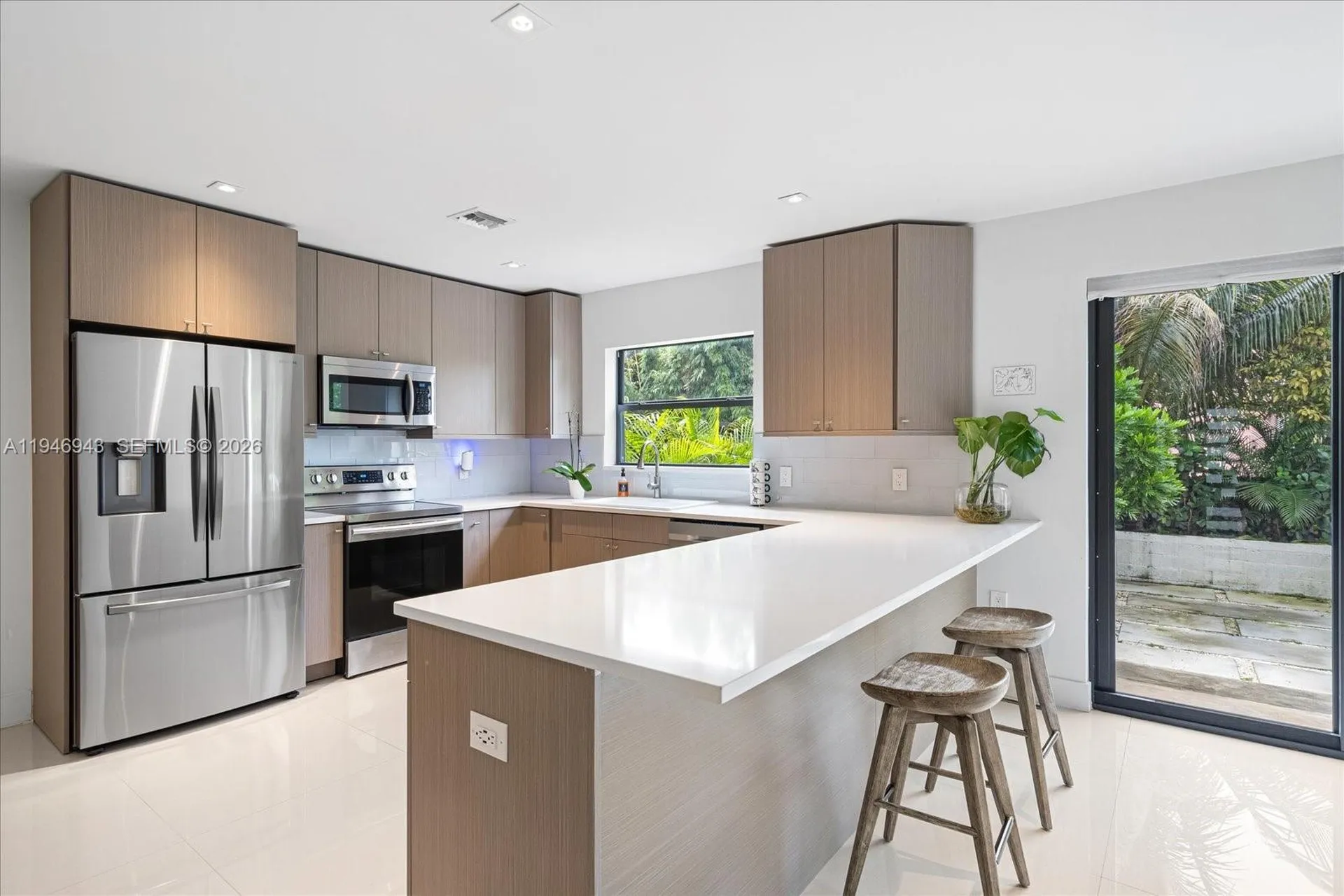 806 SW 29th Street Fort Lauderdale FL 33315