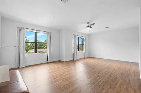 806 SW 29th Street Fort Lauderdale FL 33315
