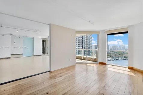 21205 NE 37th Avenue Aventura FL 33180