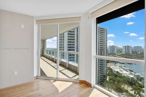 21205 NE 37th Avenue Aventura FL 33180