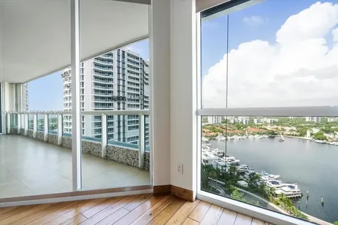 21205 NE 37th Avenue Aventura FL 33180