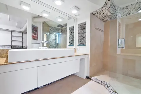 21205 NE 37th Avenue Aventura FL 33180