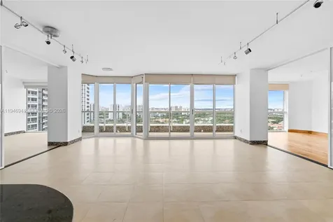 21205 NE 37th Avenue Aventura FL 33180