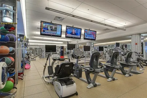 21205 NE 37th Avenue Aventura FL 33180