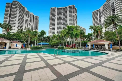 21205 NE 37th Avenue Aventura FL 33180