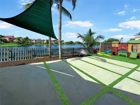15481 SW 47th Terrace Miami FL 33185