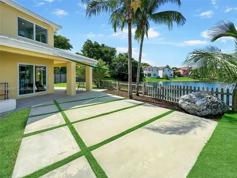 15481 SW 47th Terrace Miami FL 33185