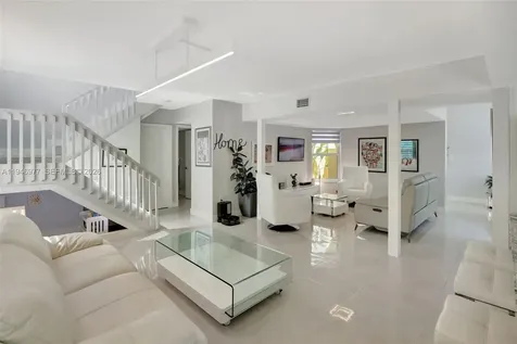 15481 SW 47th Terrace Miami FL 33185