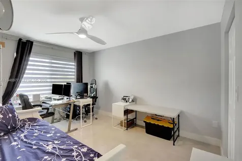 15481 SW 47th Terrace Miami FL 33185