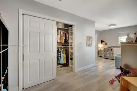 15481 SW 47th Terrace Miami FL 33185