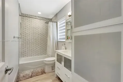 15481 SW 47th Terrace Miami FL 33185