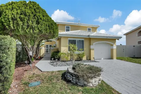 15481 SW 47th Terrace Miami FL 33185