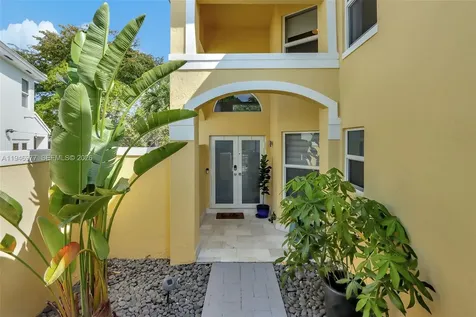 15481 SW 47th Terrace Miami FL 33185