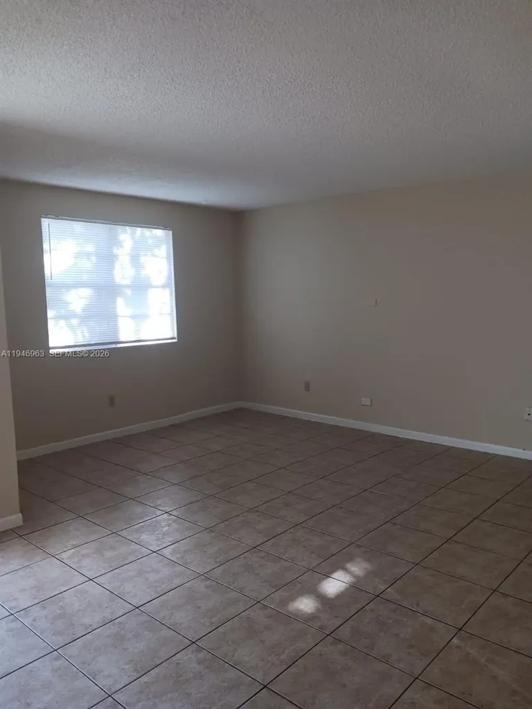 1239 SW 46th Avenue Pompano Beach FL 33069