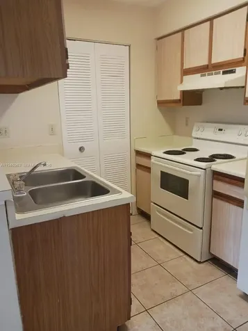 1239 SW 46th Avenue Pompano Beach FL 33069